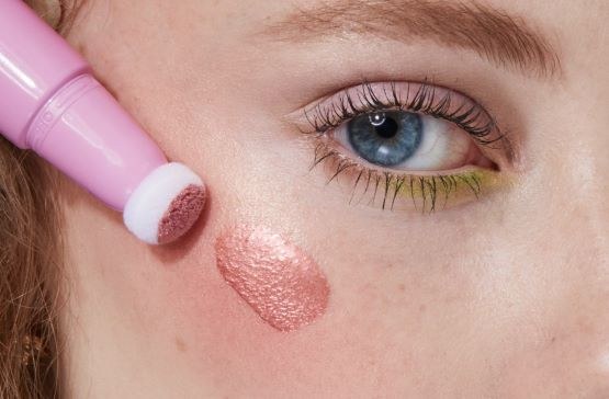 GET THE DAYS IN BLOOM LOOK