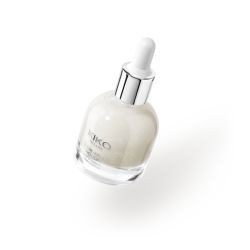 Snow-Kissed Holiday Icy Shimmer Highlighter