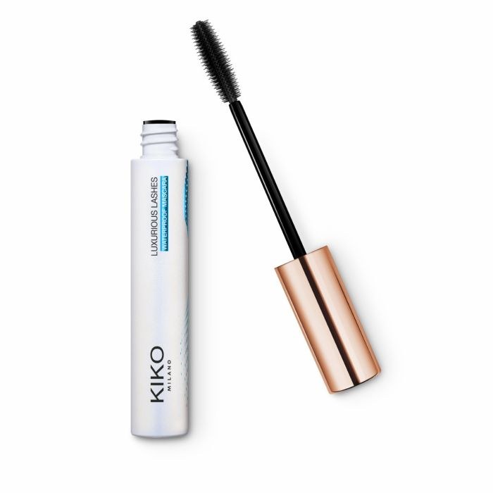 Luxurious Lashes Waterproof Mascara