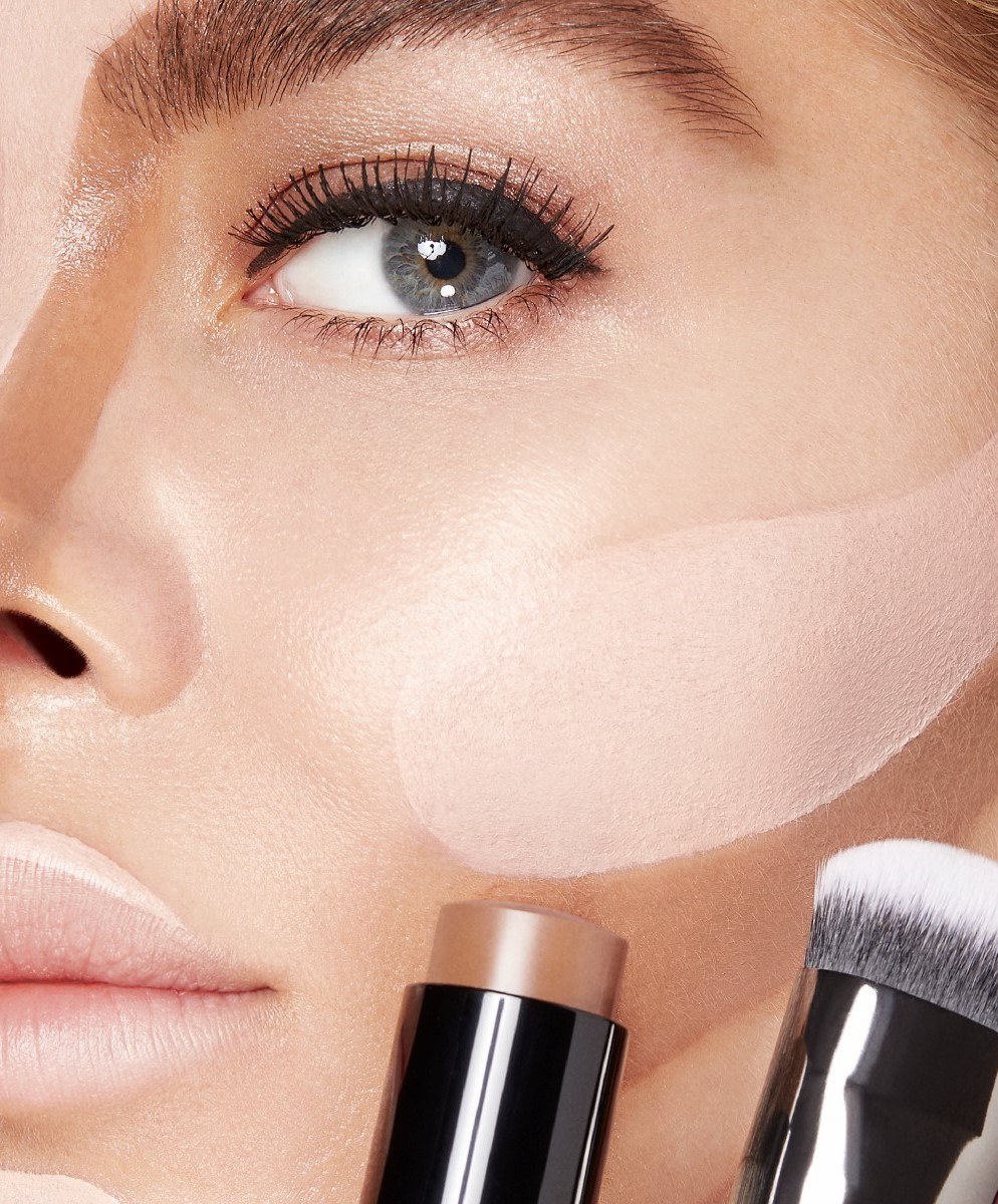 Sculpting Touch Creamy Stick Contour απόχρωση 200